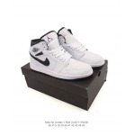 2025年12月25日入荷新品（NIKE）AIR JORDAN 1 MID人気 スニーカー男女兼用/誕生日プレゼント/XH工場