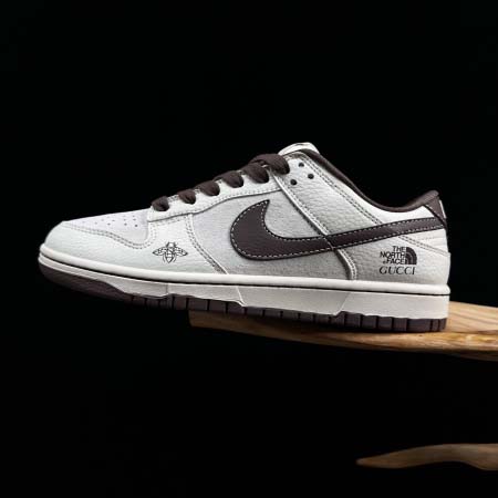 2025年12月25日入荷新品Nike Dunk Low R...