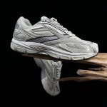 2025年12月25日入荷新品Reebok Premier Road ULTRA人気 スニーカー男女兼用/誕生日プレゼント/XH工場