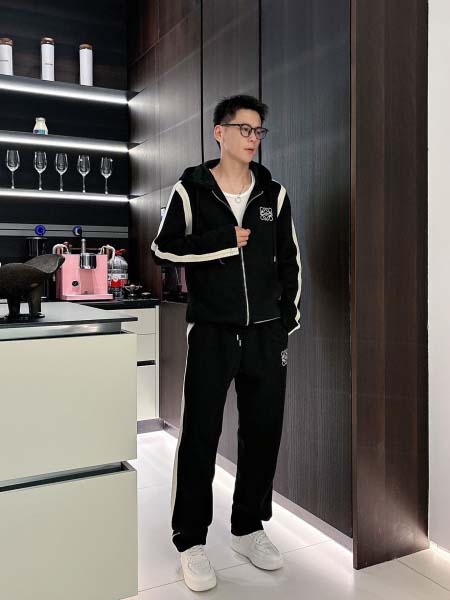 2025年12月26日秋冬新作LOEWE上下超厳選★入手困難...