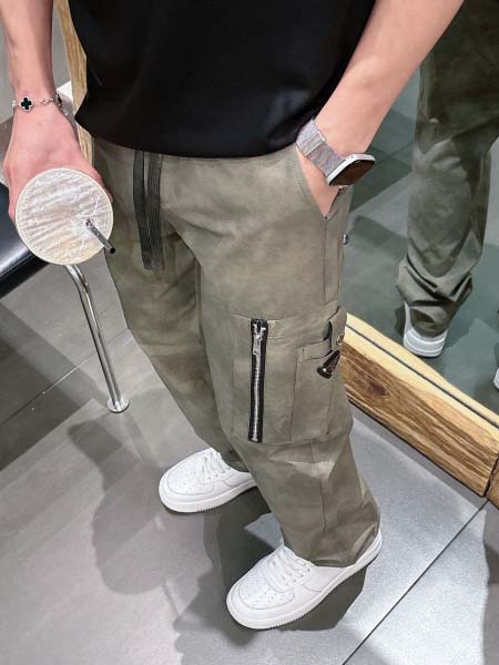 2025年12月26日秋冬新作Pradaスラックス/運動ズボ...