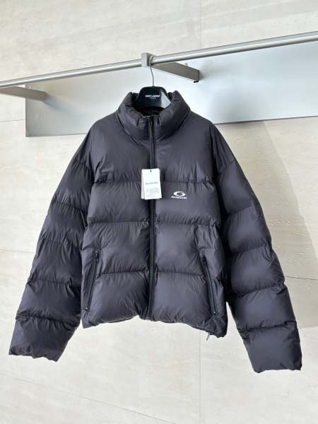 2025年12月29日秋冬新作Balenciaga綿の服高品...