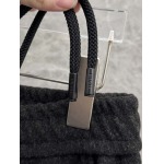 2025年12月30日新作Pradaスラックス秋冬高級品/DM工場