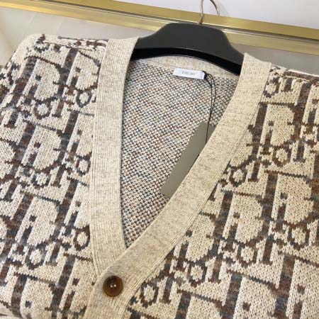 2026年1月20日新作DIOR ニットカーディガン  高品質人気商品/誕生日プレゼント/FF工場