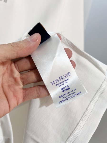 2026年1月20日新作Louis vuitton半袖 tシャツ高品質人気商品/誕生日プレゼント/FF工場