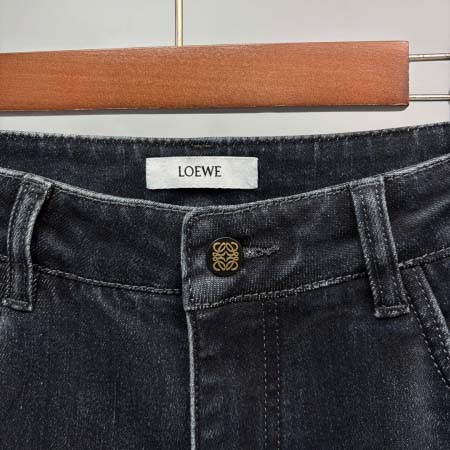 2026年1月21日新作Loeweジーパン高品質人気商品/誕生日プレゼント/FF工場