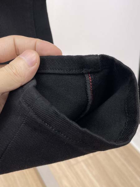 2026年1月23日新作VALENTINOジーパン高品質人気商品/誕生日プレゼント/FF工場