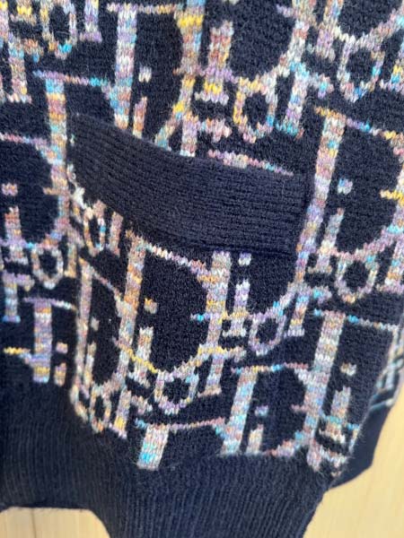 2026年1月23日新作Dior ニットカーディガン  高品質人気商品/誕生日プレゼント/FF工場