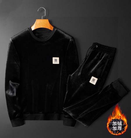 2026年1月30日入荷新作GIVENCHY セット上下大人気 激安/zh工場