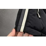 2026年1月9日HERMES 新作 羽毛綿のベストJX工場