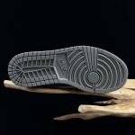 2026年1月9日入荷新品Air Jordan 1 Low 人気 スニーカー男女兼用/誕生日プレゼント/XH工場