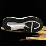 2026年1月9日入荷新品Nike REVOLUTION 8人気 スニーカー男女兼用/誕生日プレゼント/XH工場