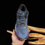 2026年1月9日入荷新品Saucony Triumph 21 N人気 スニーカー男女兼用/誕生日プレゼント/XH工場