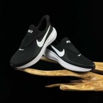 2026年1月9日入荷新品Nike REVOLUTION 8人気 スニーカー男女兼用/誕生日プレゼント/XH工場