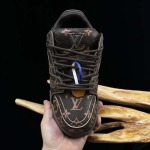 2026年1月10日入荷新品Louis Vuitton人気 スニーカー男女兼用/誕生日プレゼント/XH工場