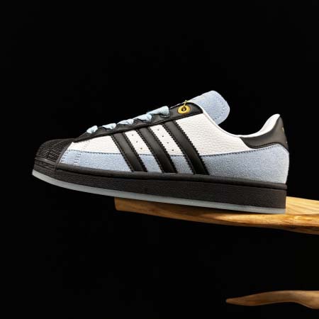 2026年1月10日入荷新品Adidas Originals...