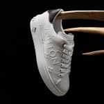 2026年1月10日入荷新品LOUIS VUITTON Time Out人気 スニーカー男女兼用/誕生日プレゼント/XH工場