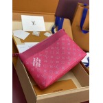 2026年1月14日新作高品質Louis VuittonバッグM12665/Monogram   Pochette Voyage 32 x 21 x 8  /GQ工場