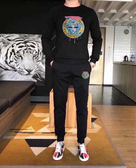 2026年1月28日入荷新作Versace上下セット大人気 ...