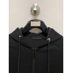 2026年1月28日入荷新作Prada上下セット大人気 激安/zh工場