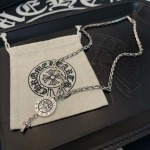 2026年1月31日入荷新品クロムハーツ十字架 ネックレスギフト/誕生日/記念品/アクセサリーxin工場