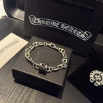 2026年1月31日入荷新品クロムハーツレトロなブレスレットギフト/誕生日/記念品/アクセサリーxin工場