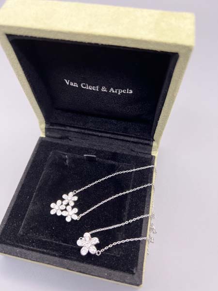 2026年2月1日入荷新品van cleef & arpelsネックレスギフト/誕生日/記念品/アクセサリーxin工場