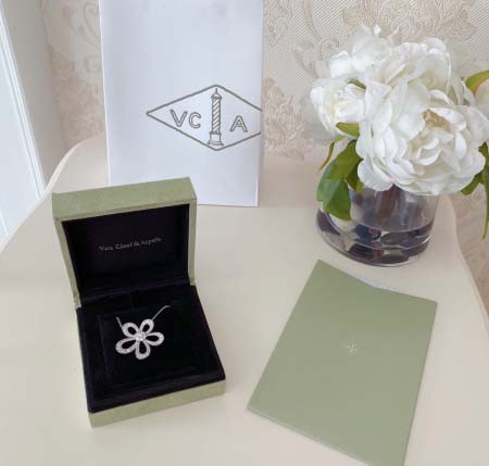 2026年2月1日入荷新品van cleef & arpelsネックレスギフト/誕生日/記念品/アクセサリーxin工場