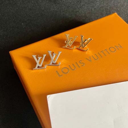 2026年2月3日入荷新品Louis Vuittonピアスギフト/誕生日/記念品/アクセサリーxin工場