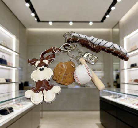 2026年2月3日入荷新品Balenciaga キーホルダー ギフト/誕生日/記念品/アクセサリーxin工場