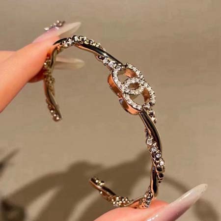 2026年2月3日入荷新品Chanel腕輪/ブレスレットギフト/誕生日/記念品/アクセサリーxin工場