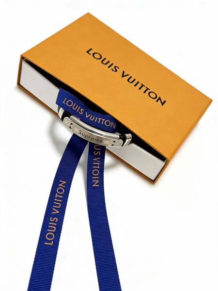2026年2月3日入荷新品ルイヴィトンブレスレットギフト/誕生日/記念品/アクセサリーxin工場