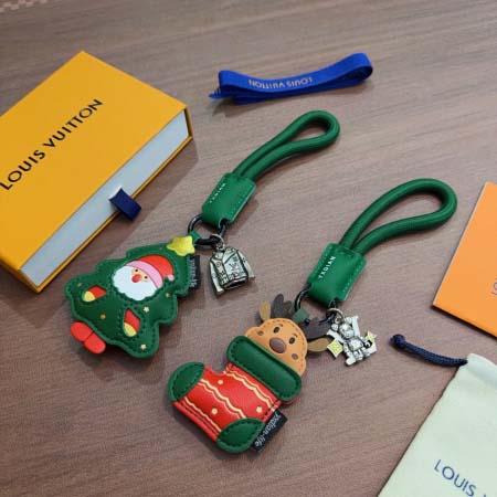 2026年2月3日入荷新品ルイヴィトン キーホルダー ギフト/誕生日/記念品/アクセサリーxin工場