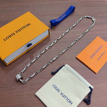 2026年2月3日入荷新品ルイヴィトンネックレスギフト/誕生日/記念品/アクセサリーxin工場