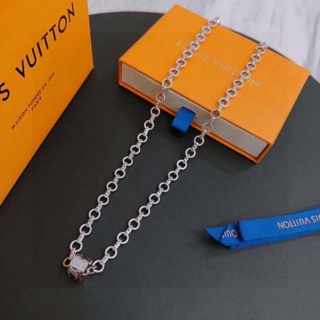 2026年2月3日入荷新品ルイヴィトンネックレスギフト/誕生日/記念品/アクセサリーxin工場