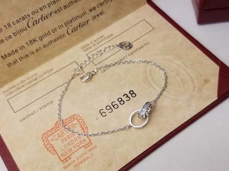 2026年2月3日入荷新品カルティエブレスレットギフト/誕生日/記念品/アクセサリーxin工場