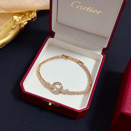 2026年2月3日入荷新品カルティエブレスレットギフト/誕生日/記念品/アクセサリーxin工場