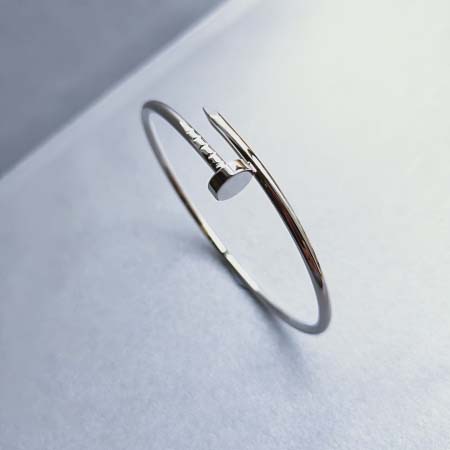 2026年2月3日入荷新品カルティエ腕輪/ブレスレットギフト/誕生日/記念品/アクセサリーxin工場