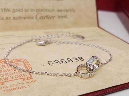 2026年2月4日入荷新品Cartierブレスレットギフト/誕生日/記念品/アクセサリーxin工場