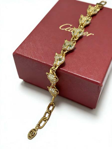 2026年2月4日入荷新品Cartierブレスレットギフト/誕生日/記念品/アクセサリーxin工場