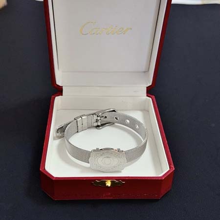 2026年2月4日入荷新品Cartierブレスレットギフト/誕生日/記念品/アクセサリーxin工場