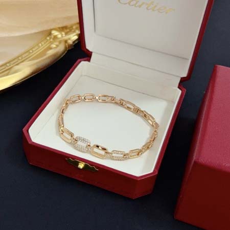 2026年2月4日入荷新品Cartierブレスレットギフト/誕生日/記念品/アクセサリーxin工場