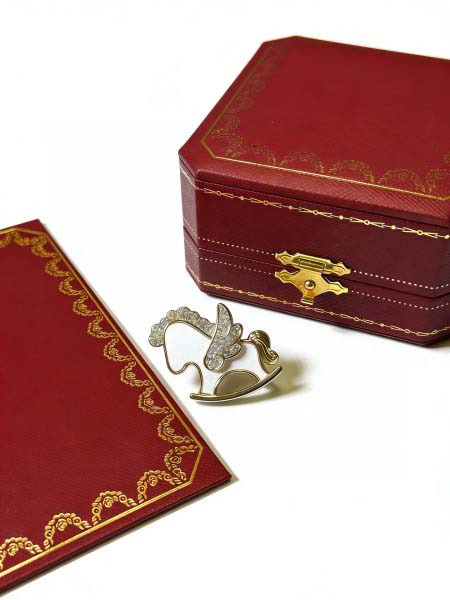 2026年2月4日入荷新品Cartierブローチギフト/誕生日/記念品/アクセサリーxin工場