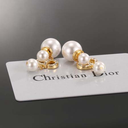 2026年2月5日入荷新品Diorピアスギフト/誕生日/記念品/アクセサリーxin工場