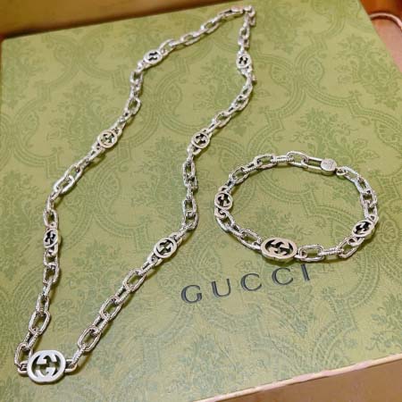 2026年2月5日入荷新品Gucciブレスレットギフト/誕生日/記念品/アクセサリーxin工場