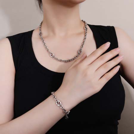 2026年2月5日入荷新品Gucci ネックレスギフト/誕生日/記念品/アクセサリーxin工場