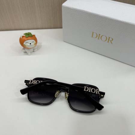 2026年2月11日新品DIOR原版復刻サングラスギフト/誕生日/記念品/アクセサリーXY工場