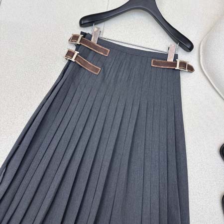 2026年2月26日入荷早春新作Pradaハーフスカートファッション/誕生日プレゼント/贈り物 can工場