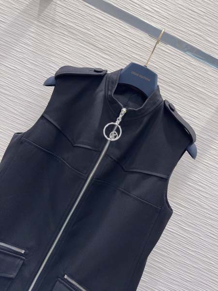 2026年2月26日入荷早春新作Louis Vuittonチョッキファッション/誕生日プレゼント/贈り物 can工場