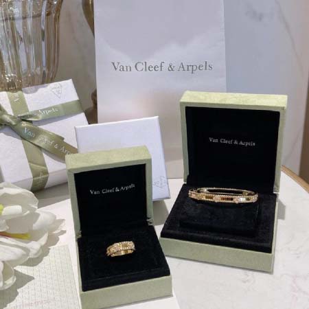 2026年2月1日入荷新品van cleef & arpel...